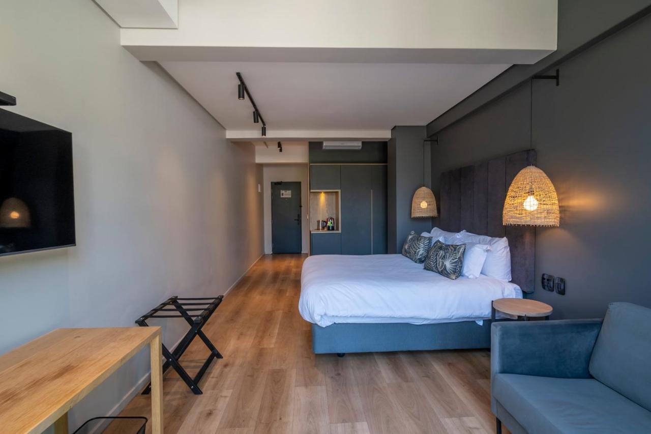 Kloof Street Hotel - Lion Roars Hotels & Lodges ケープタウン エクステリア 写真