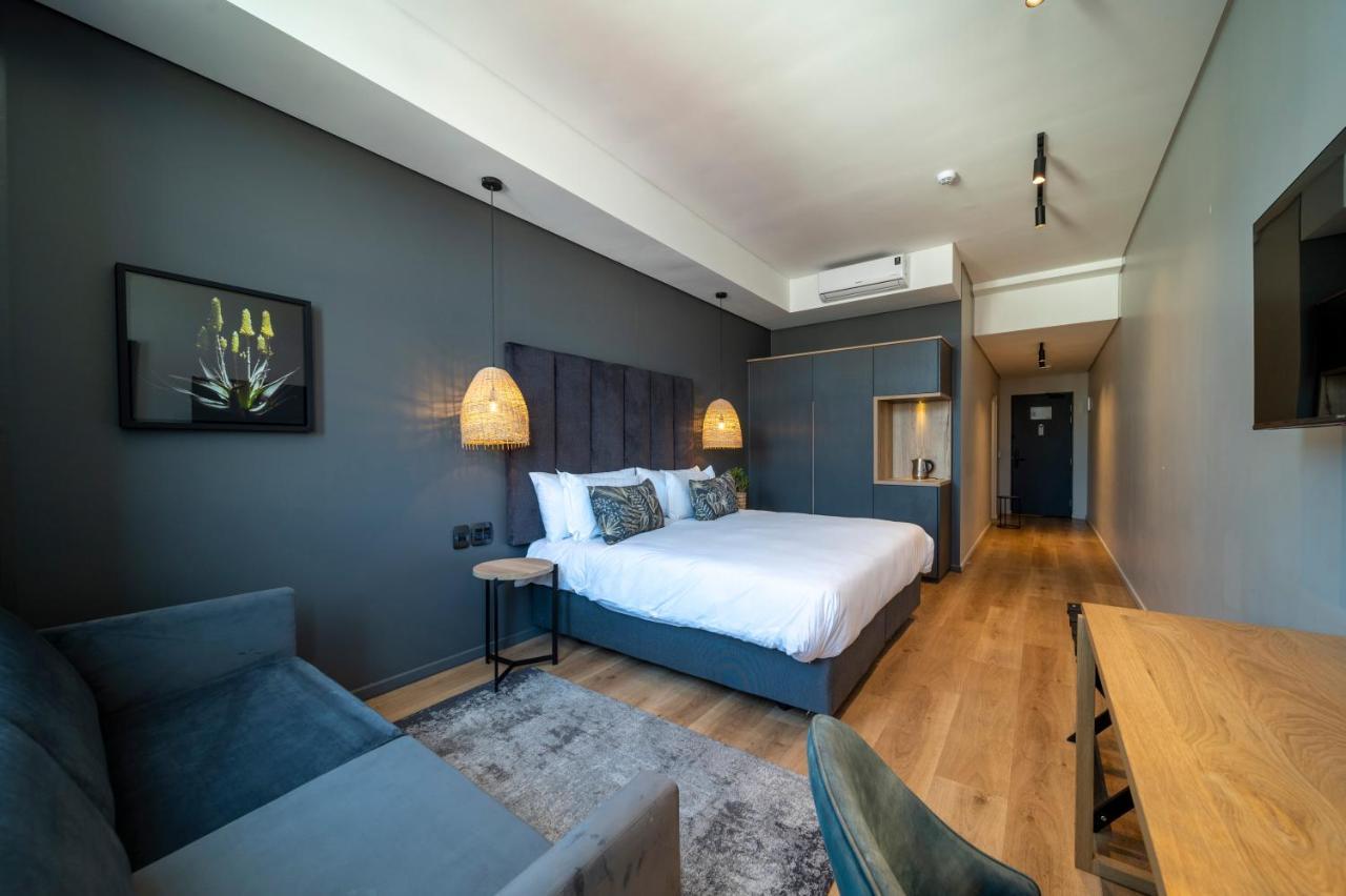 Kloof Street Hotel - Lion Roars Hotels & Lodges ケープタウン エクステリア 写真