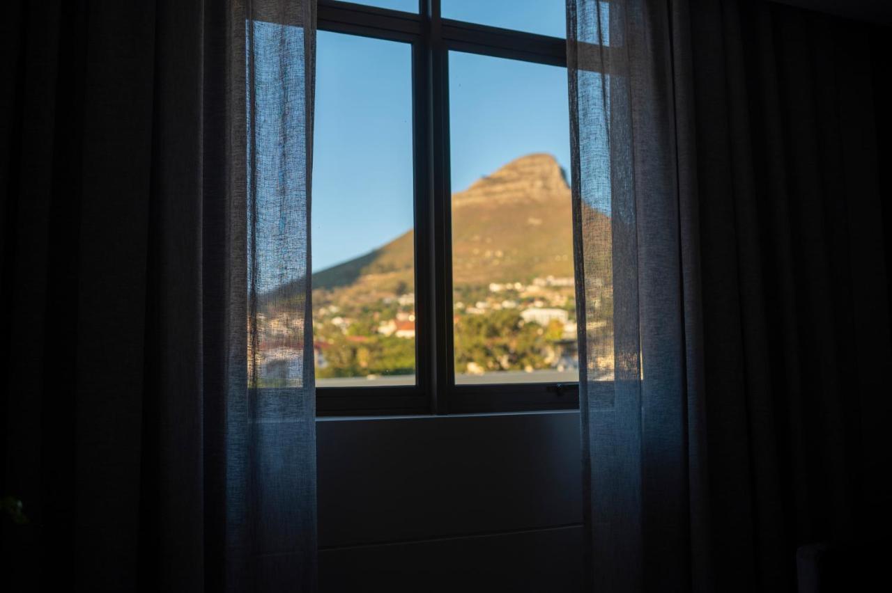 Kloof Street Hotel - Lion Roars Hotels & Lodges ケープタウン エクステリア 写真